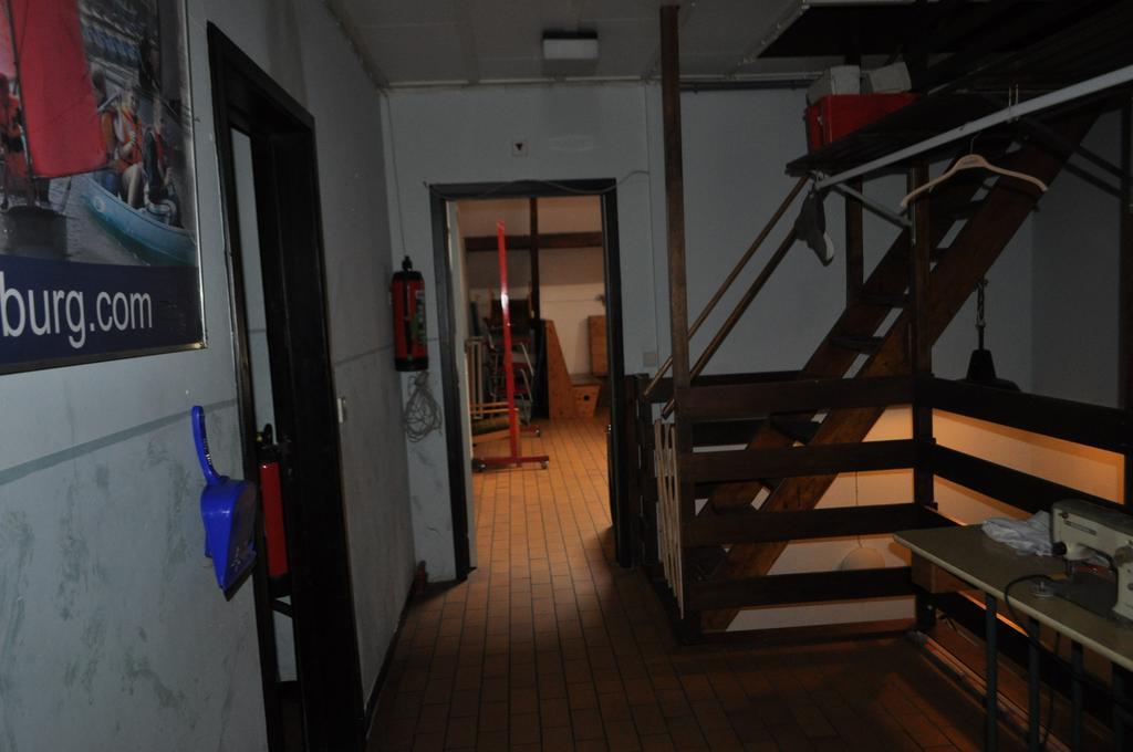 Sailcenter Limburg Hostel Kinrooi Luaran gambar