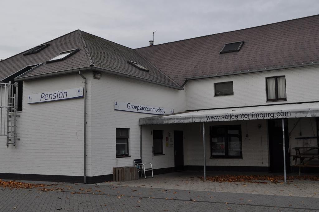 Sailcenter Limburg Hostel Kinrooi Luaran gambar
