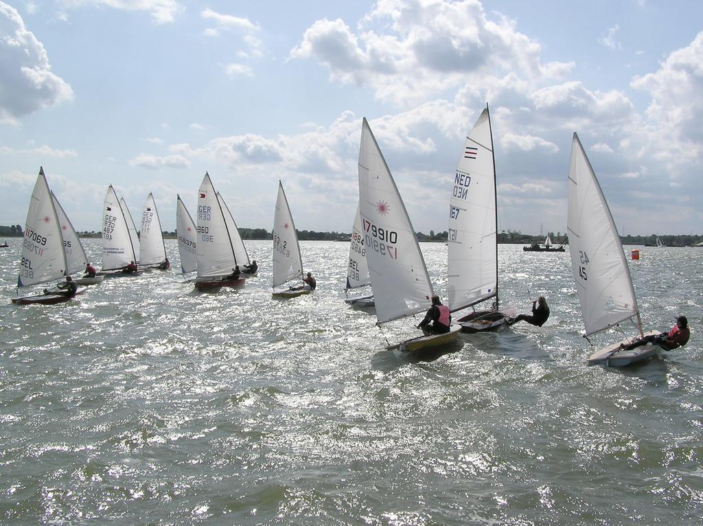 Sailcenter Limburg Hostel Kinrooi Luaran gambar