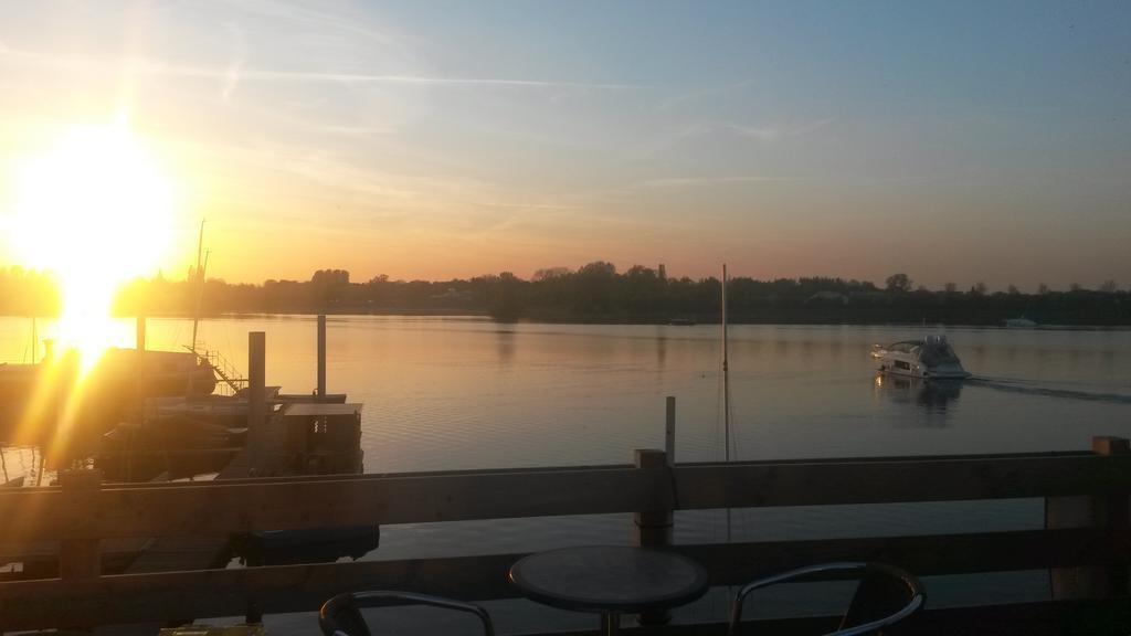 Sailcenter Limburg Hostel Kinrooi Luaran gambar