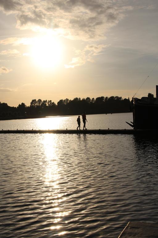 Sailcenter Limburg Hostel Kinrooi Luaran gambar