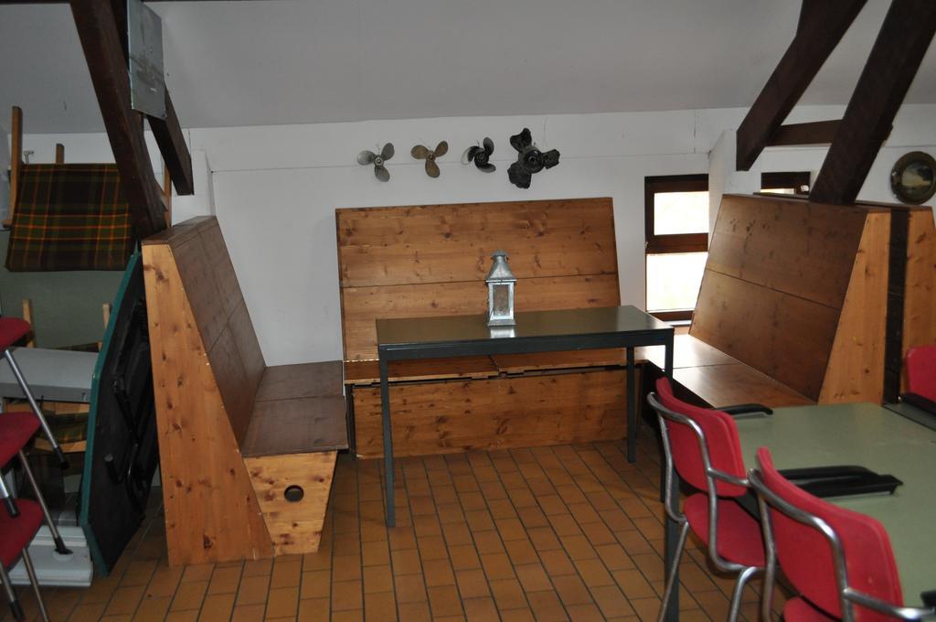 Sailcenter Limburg Hostel Kinrooi Luaran gambar